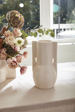 Load image into Gallery viewer, Sienna Vase